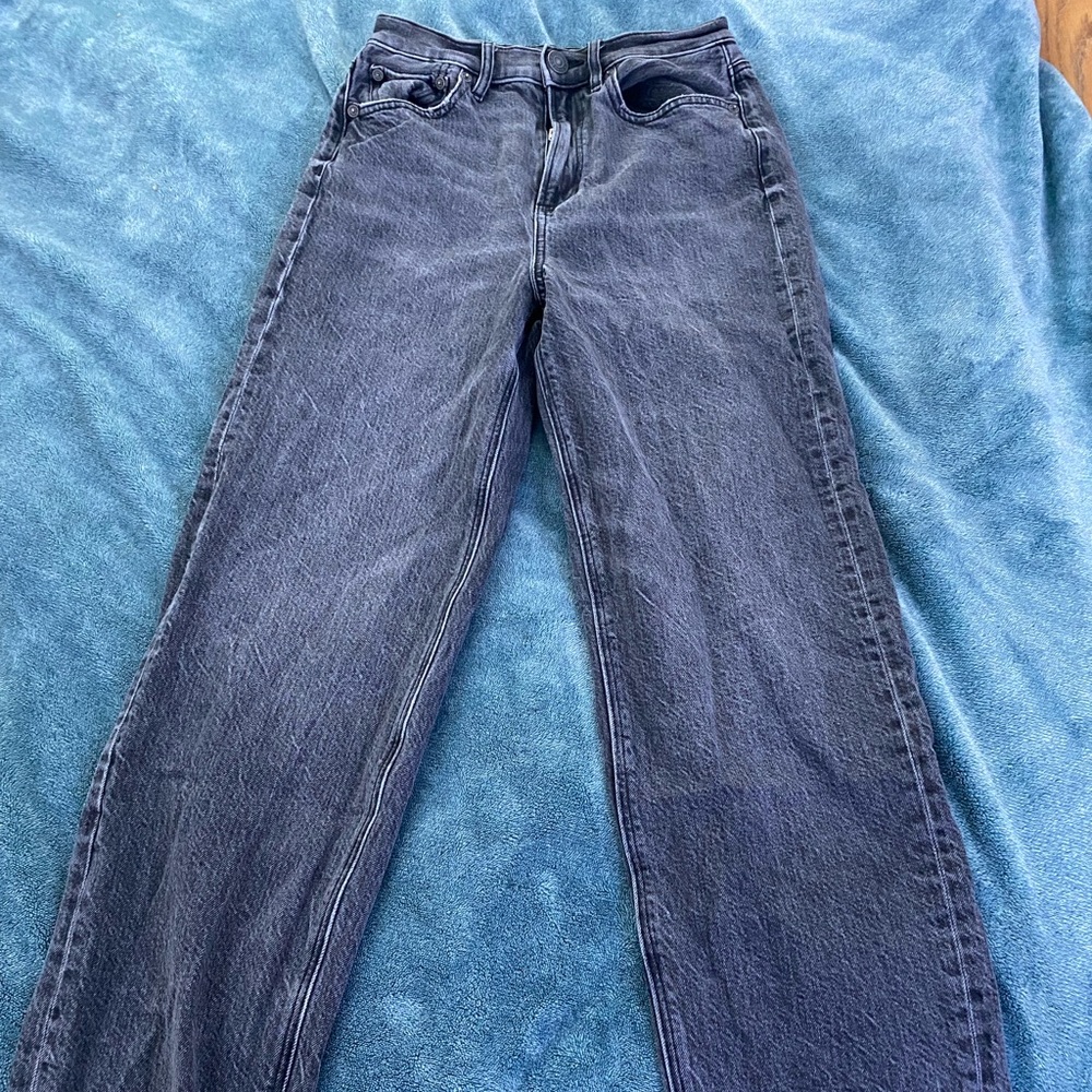 American Eagle mom jeans